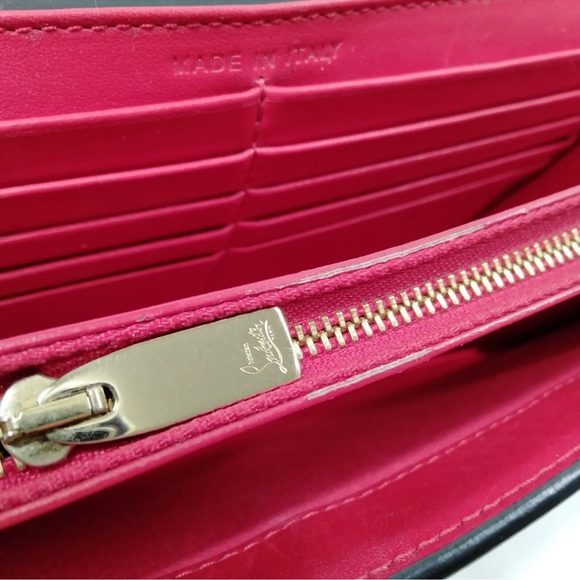 Christian Louboutin Paloma bag
🌟 AUTHENTIC 🌟 - Picture 8 of 9